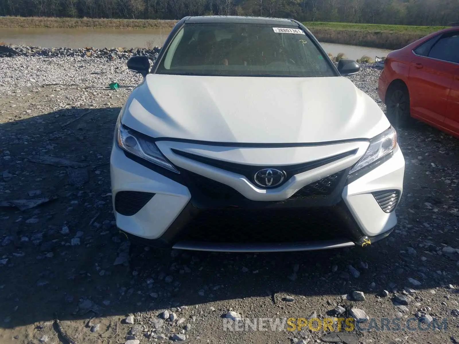 9 Photograph of a damaged car 4T1K61AKXLU380843 TOYOTA CAMRY 2020