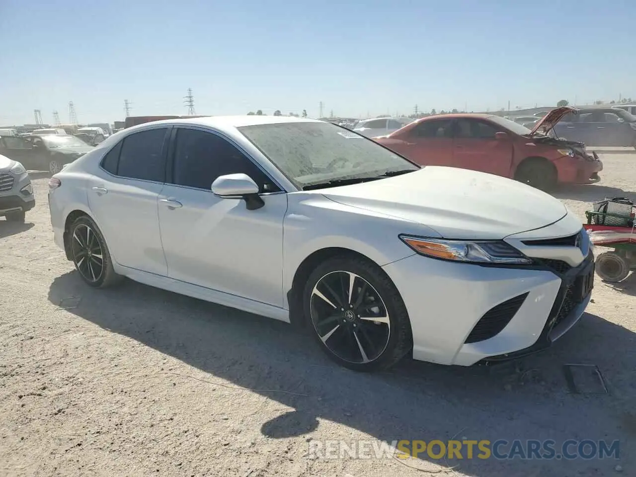 4 Photograph of a damaged car 4T1K61AKXLU872868 TOYOTA CAMRY 2020