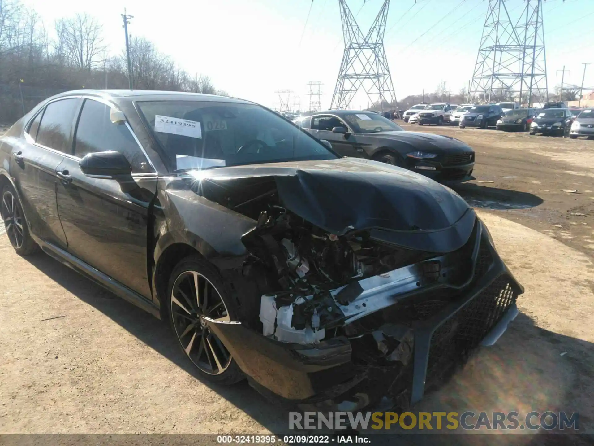 6 Photograph of a damaged car 4T1K61AKXLU880579 TOYOTA CAMRY 2020