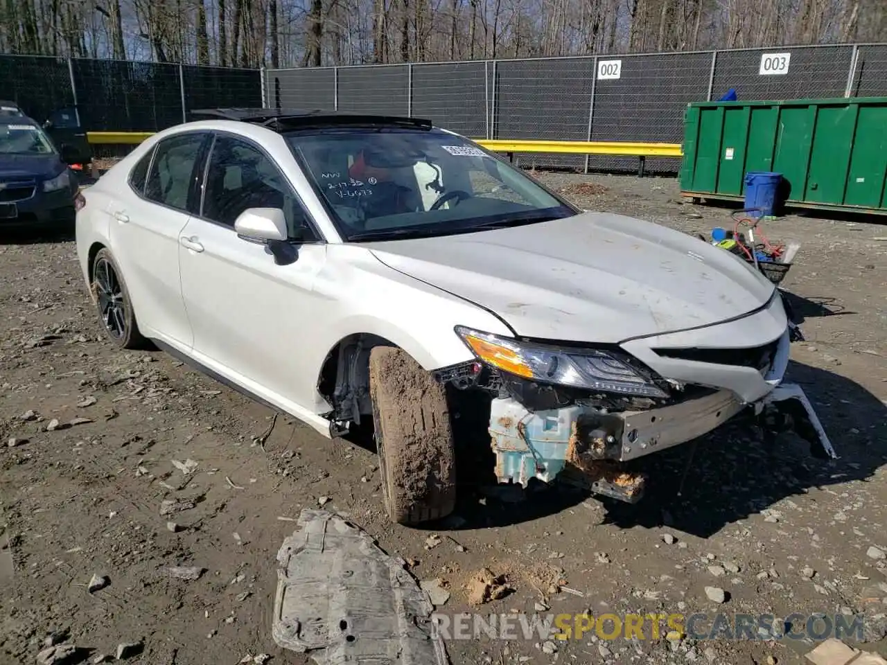 1 Photograph of a damaged car 4T1K61AKXLU886673 TOYOTA CAMRY 2020