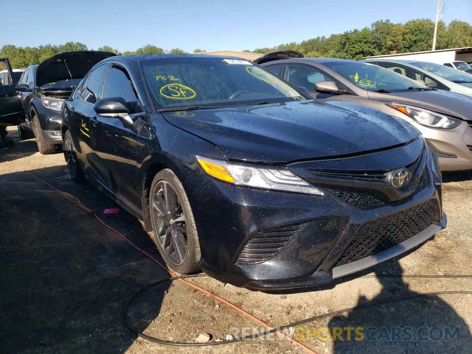 1 Photograph of a damaged car 4T1K61AKXLU890271 TOYOTA CAMRY 2020