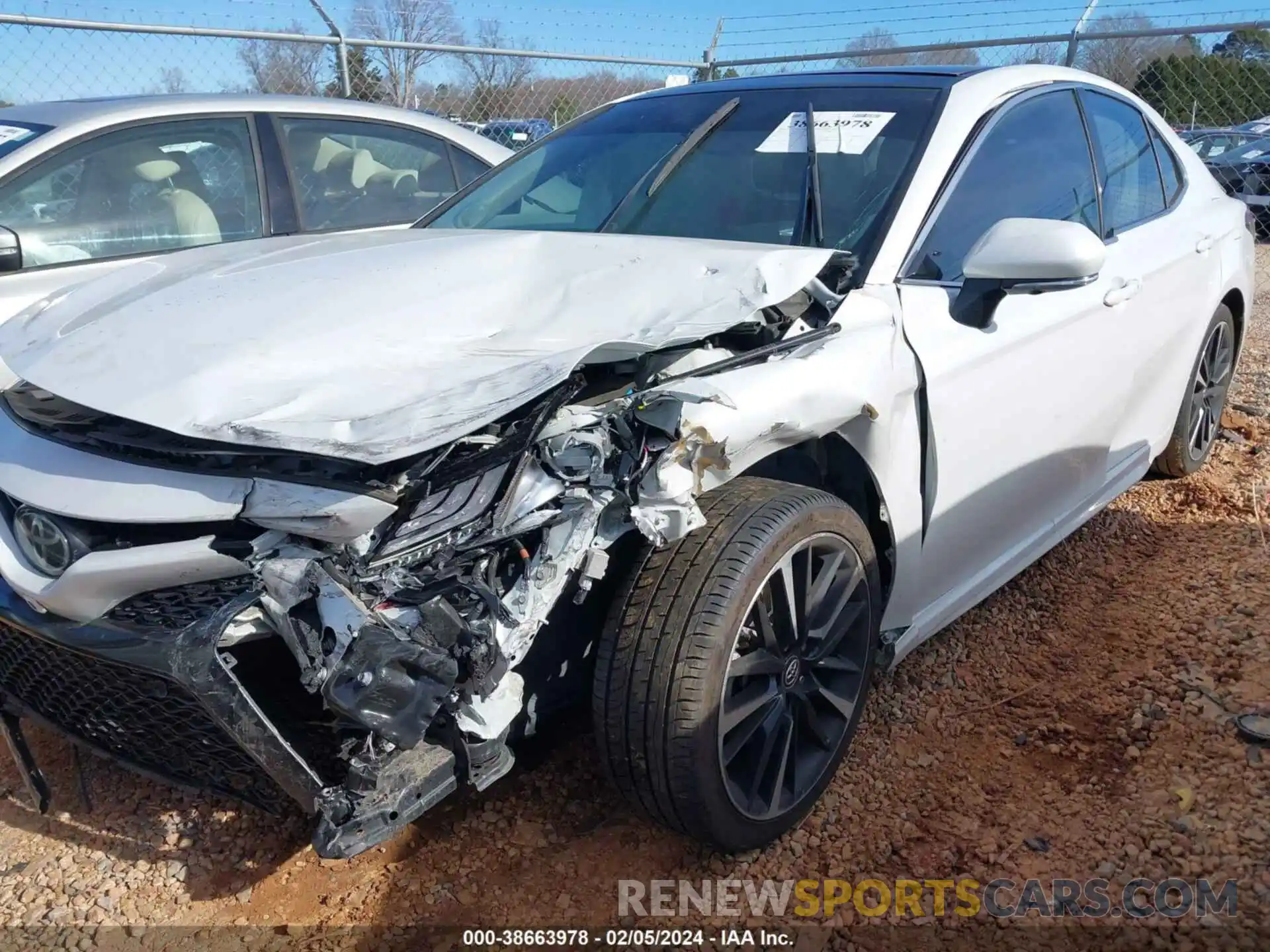 2 Photograph of a damaged car 4T1K61AKXLU931725 TOYOTA CAMRY 2020