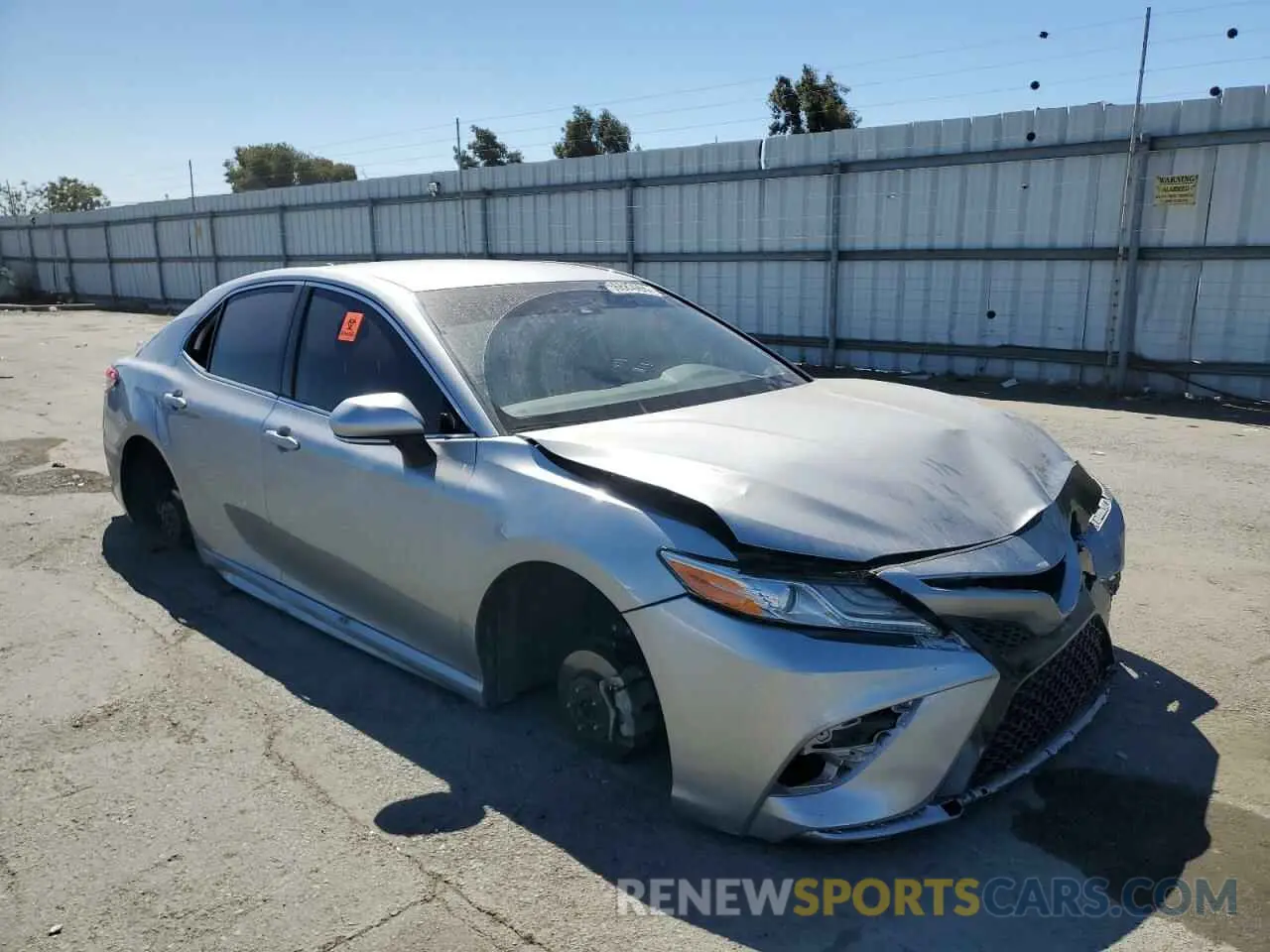 4 Photograph of a damaged car 4T1K61AKXLU936830 TOYOTA CAMRY 2020