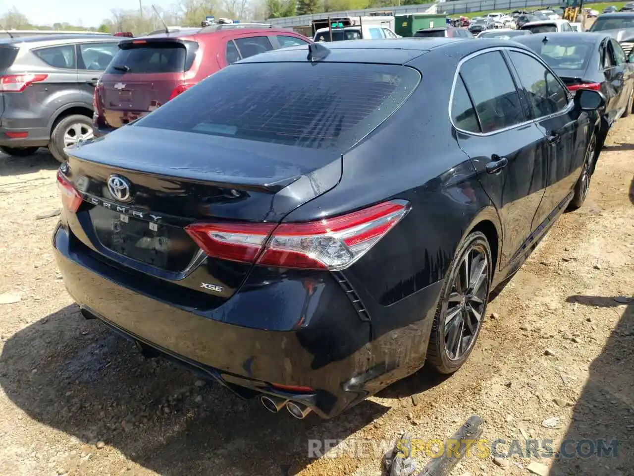 4 Photograph of a damaged car 4T1K61AKXLU981587 TOYOTA CAMRY 2020