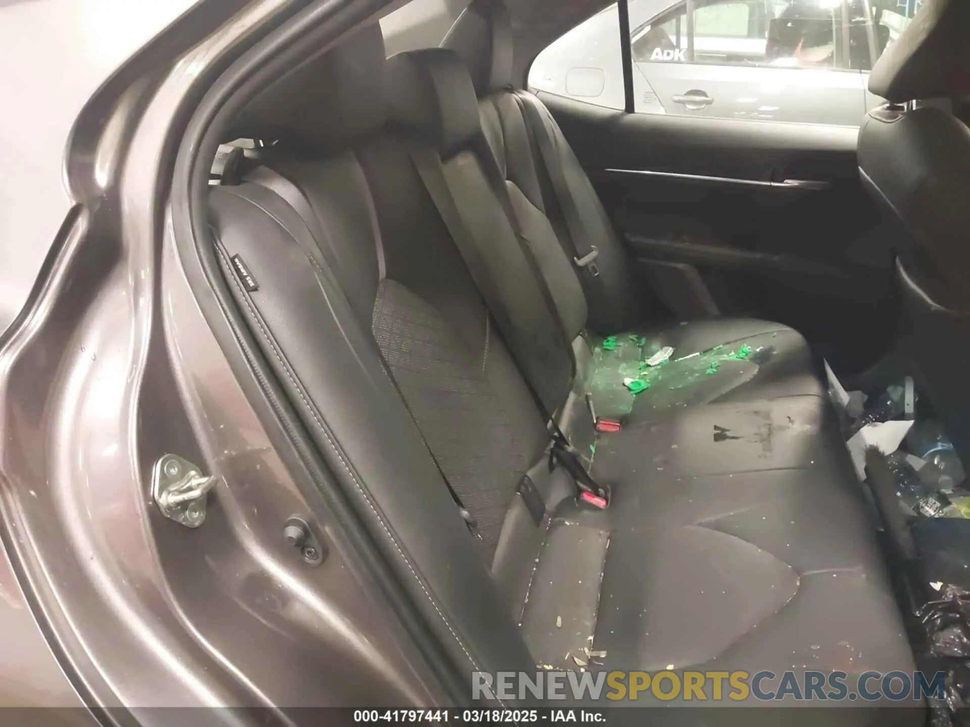 8 Photograph of a damaged car 4T1K61BK0LU001363 TOYOTA CAMRY 2020