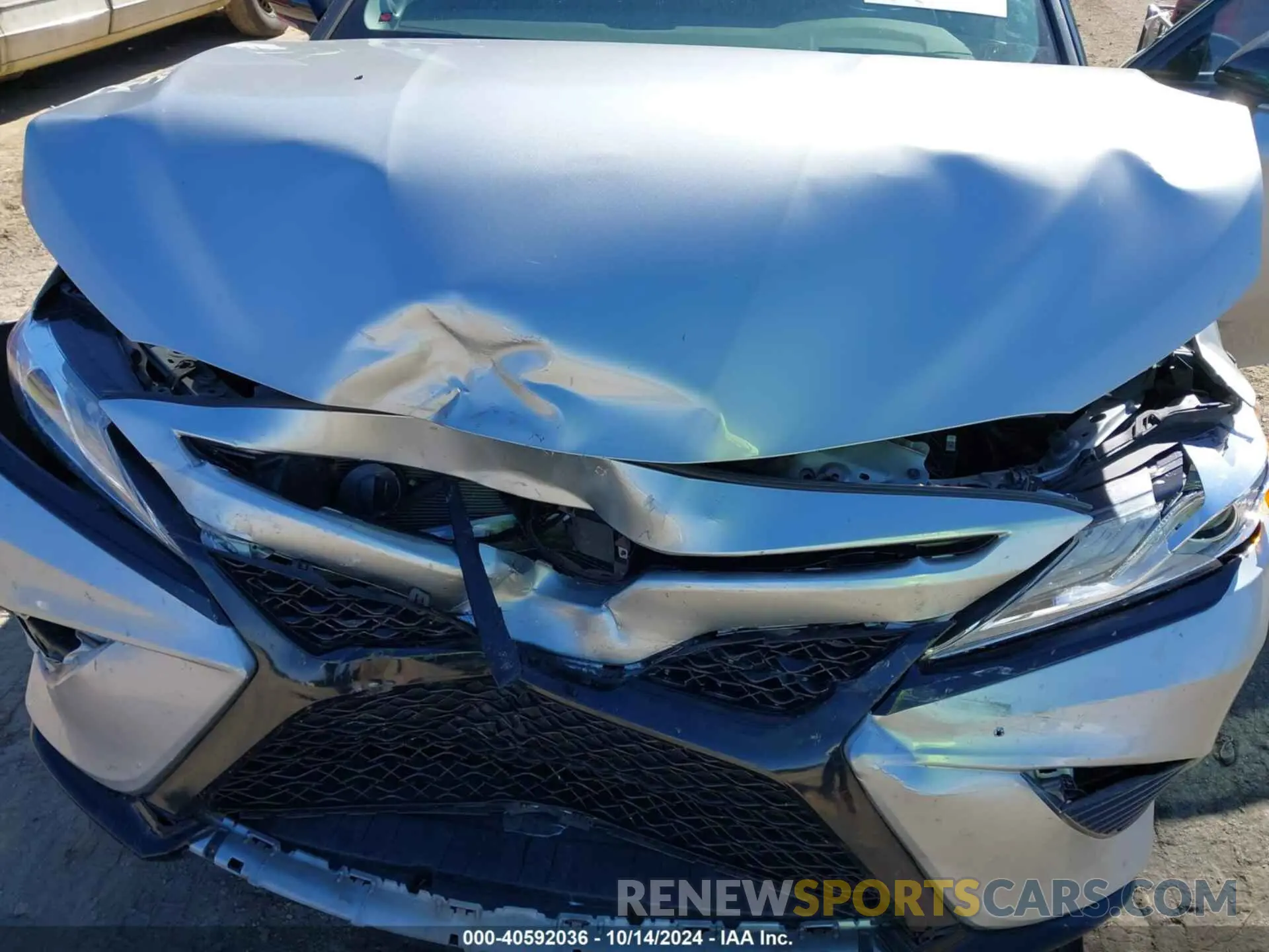 10 Photograph of a damaged car 4T1K61BK1LU006099 TOYOTA CAMRY 2020