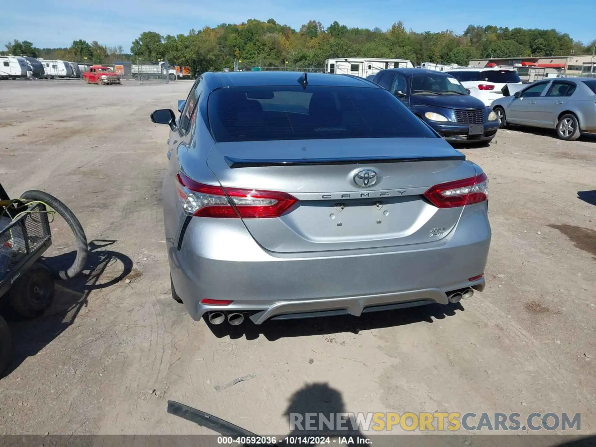 16 Photograph of a damaged car 4T1K61BK1LU006099 TOYOTA CAMRY 2020