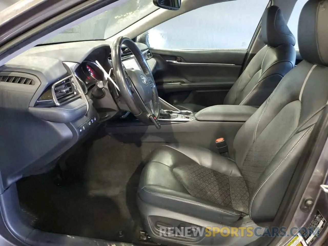 7 Photograph of a damaged car 4T1K61BK4LU014410 TOYOTA CAMRY 2020