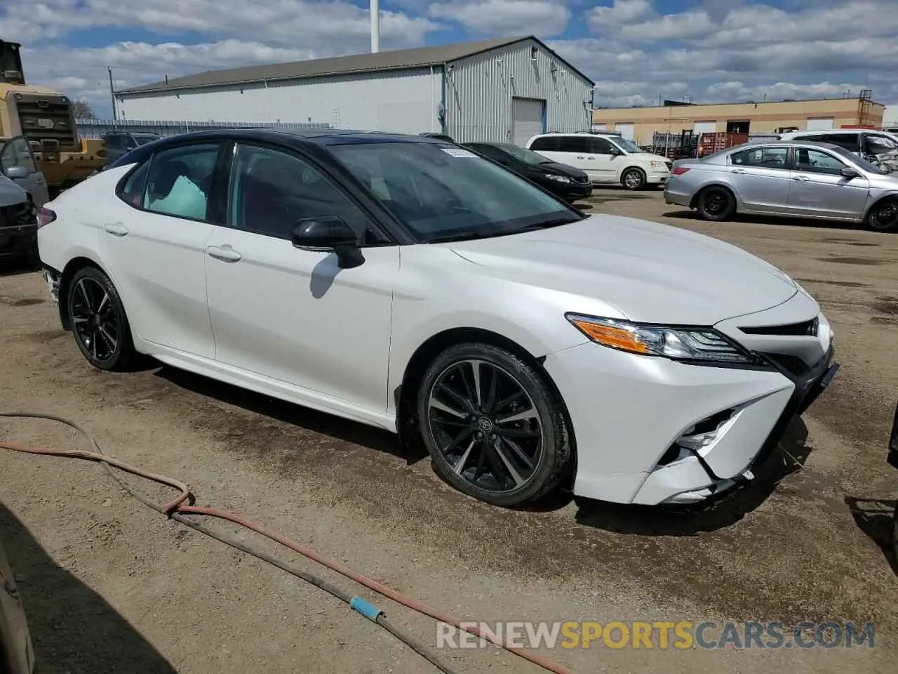 4 Photograph of a damaged car 4T1K61BK6LU002405 TOYOTA CAMRY 2020