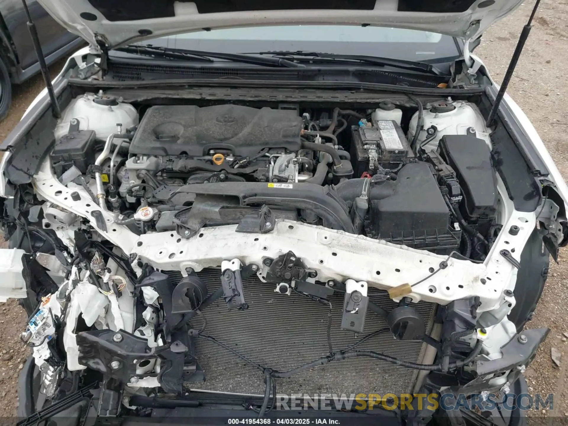10 Photograph of a damaged car 4T1K61BK7LU015793 TOYOTA CAMRY 2020