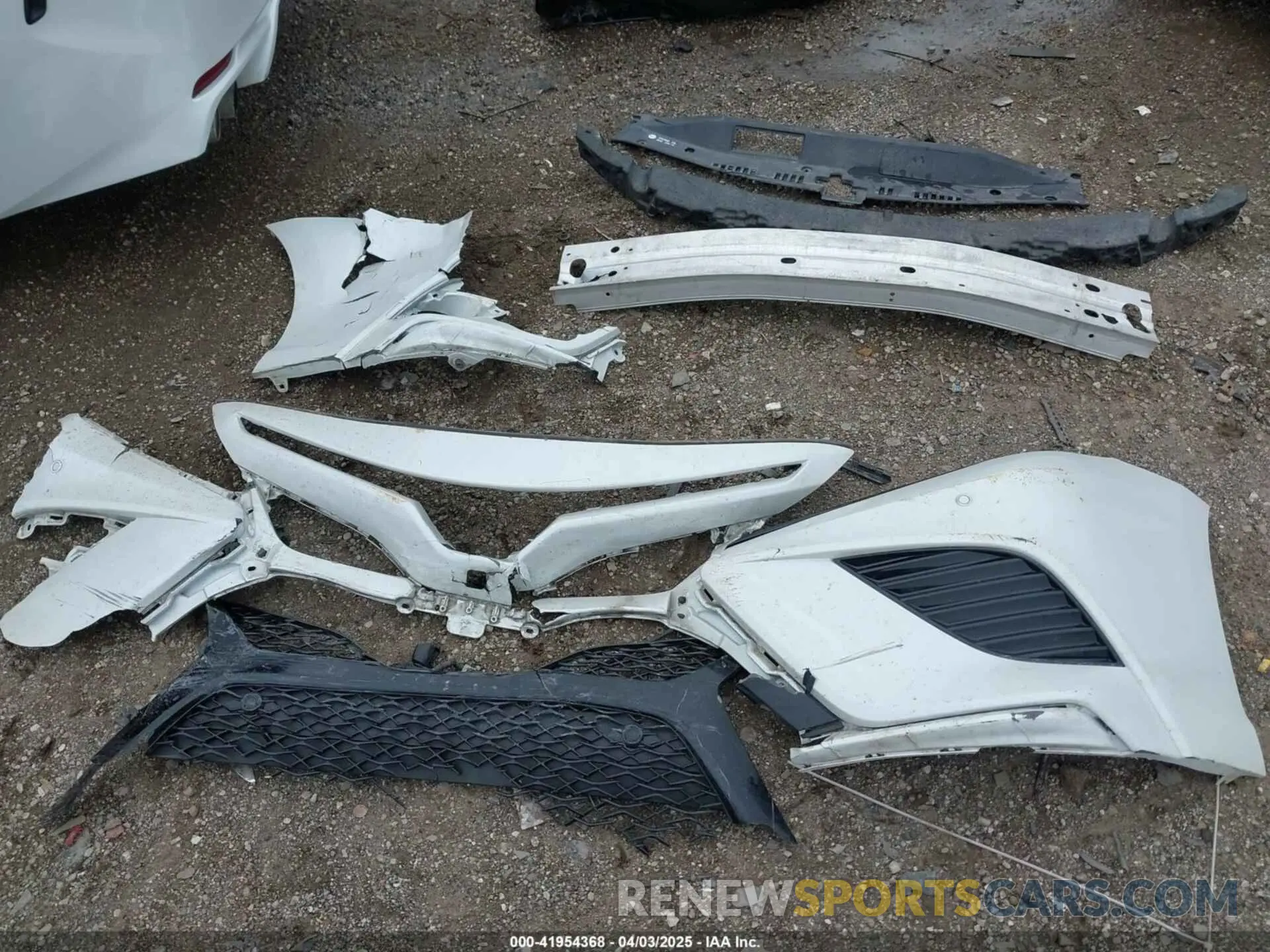 12 Photograph of a damaged car 4T1K61BK7LU015793 TOYOTA CAMRY 2020