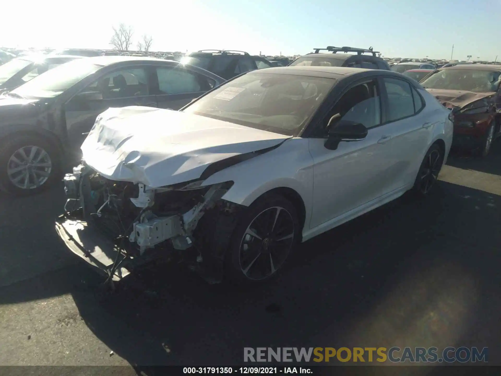 2 Photograph of a damaged car 4T1K61BK8LU011638 TOYOTA CAMRY 2020