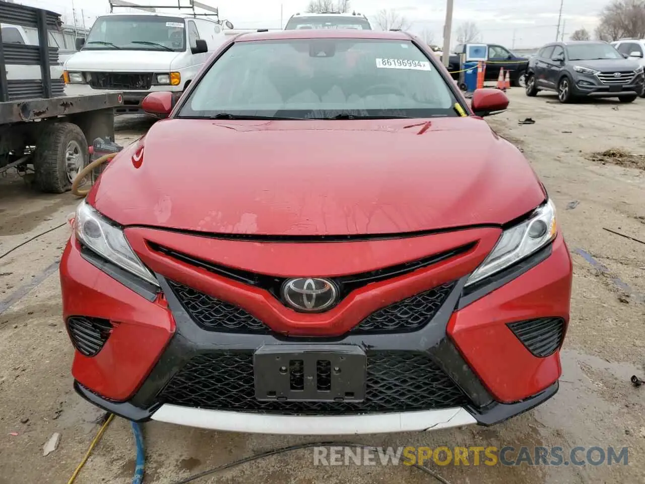 5 Photograph of a damaged car 4T1K61BK8LU014698 TOYOTA CAMRY 2020