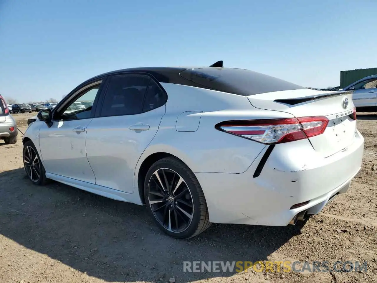 2 Photograph of a damaged car 4T1K61BK9LU006528 TOYOTA CAMRY 2020