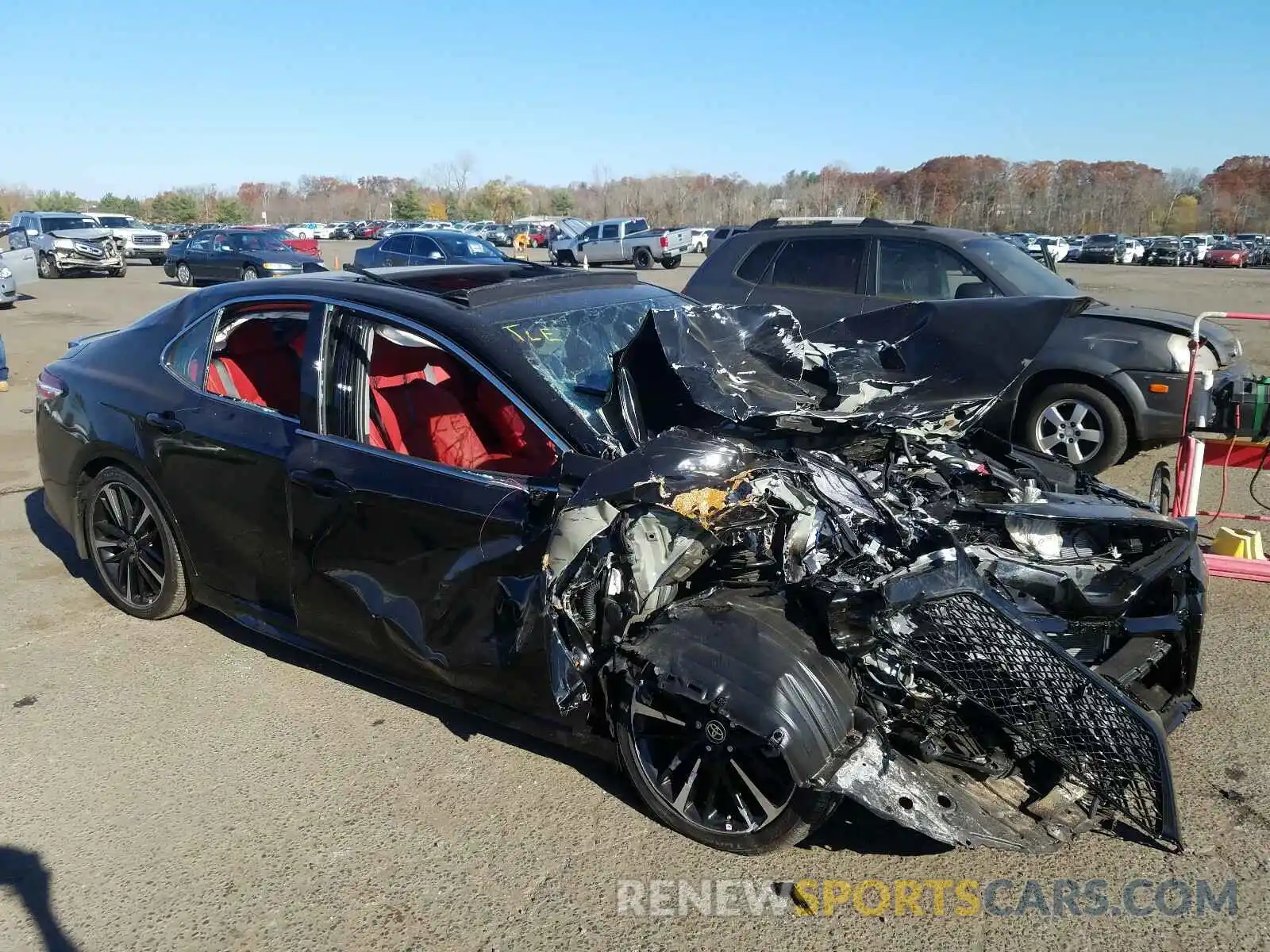 1 Photograph of a damaged car 4T1K61BK9LU015813 TOYOTA CAMRY 2020