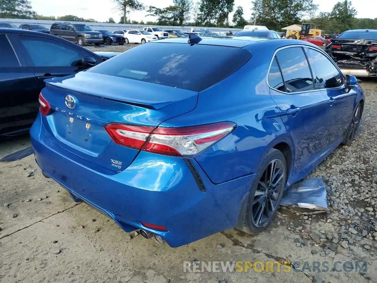 4 Photograph of a damaged car 4T1K61BK9LU016072 TOYOTA CAMRY 2020