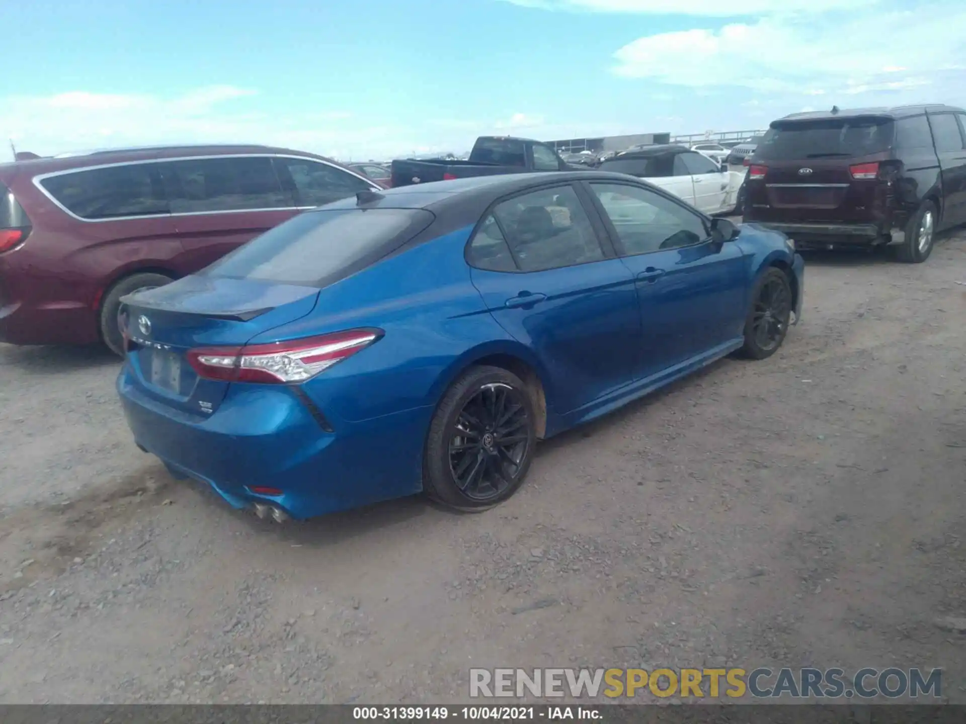 4 Photograph of a damaged car 4T1K61BKXLU019501 TOYOTA CAMRY 2020