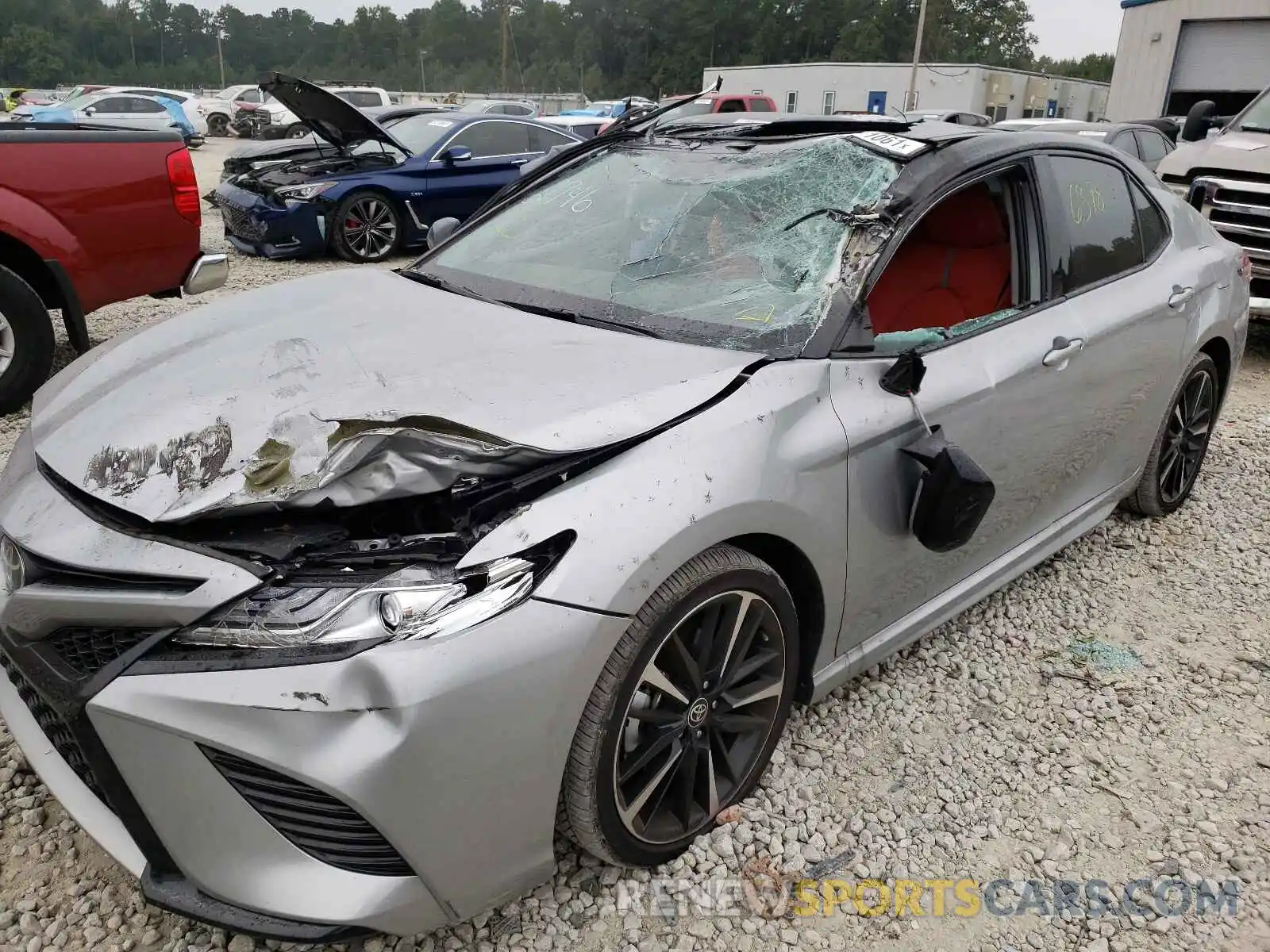 9 Photograph of a damaged car 4T1KZ1AK0LU042746 TOYOTA CAMRY 2020