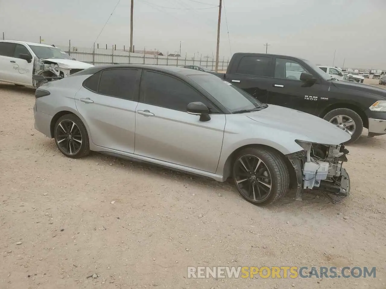 4 Photograph of a damaged car 4T1KZ1AK0LU045677 TOYOTA CAMRY 2020