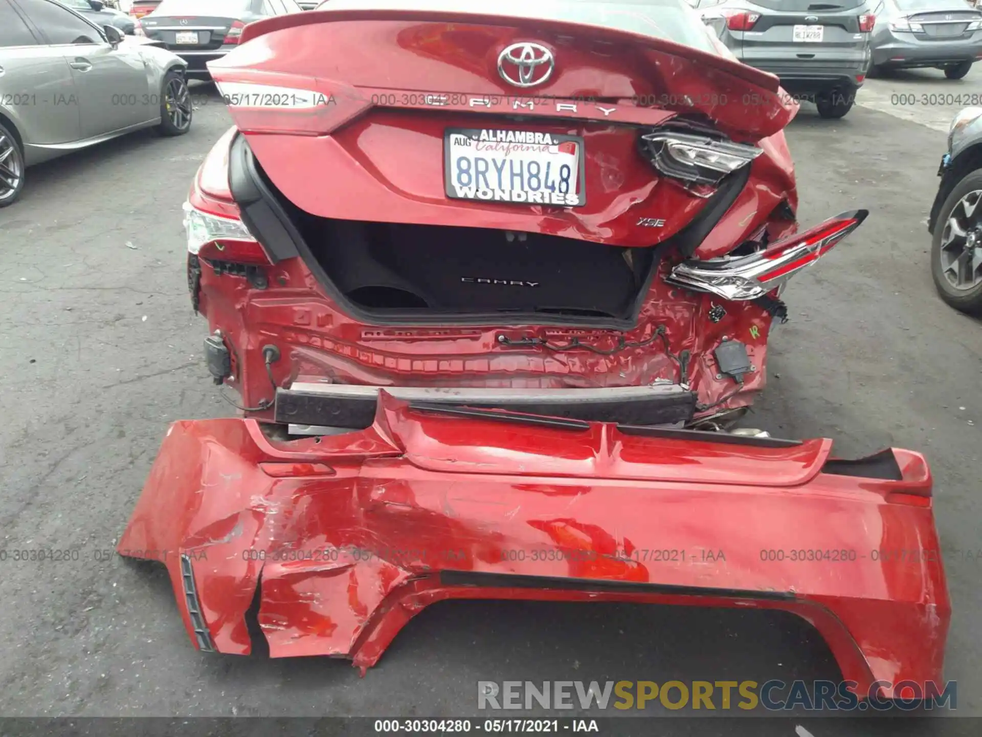 12 Photograph of a damaged car 4T1KZ1AK1LU034025 TOYOTA CAMRY 2020