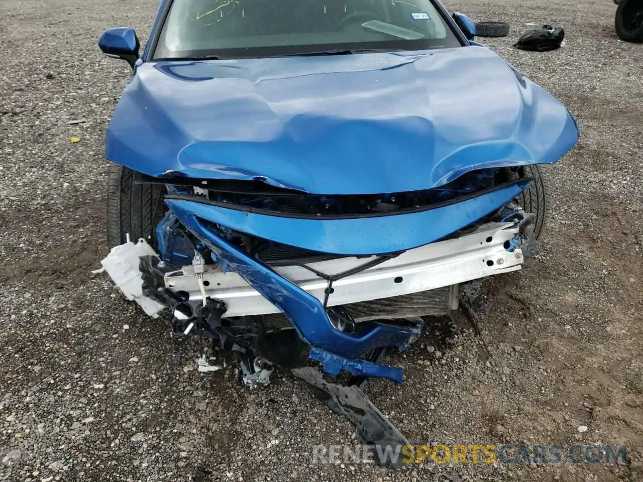 9 Photograph of a damaged car 4T1KZ1AK1LU034977 TOYOTA CAMRY 2020