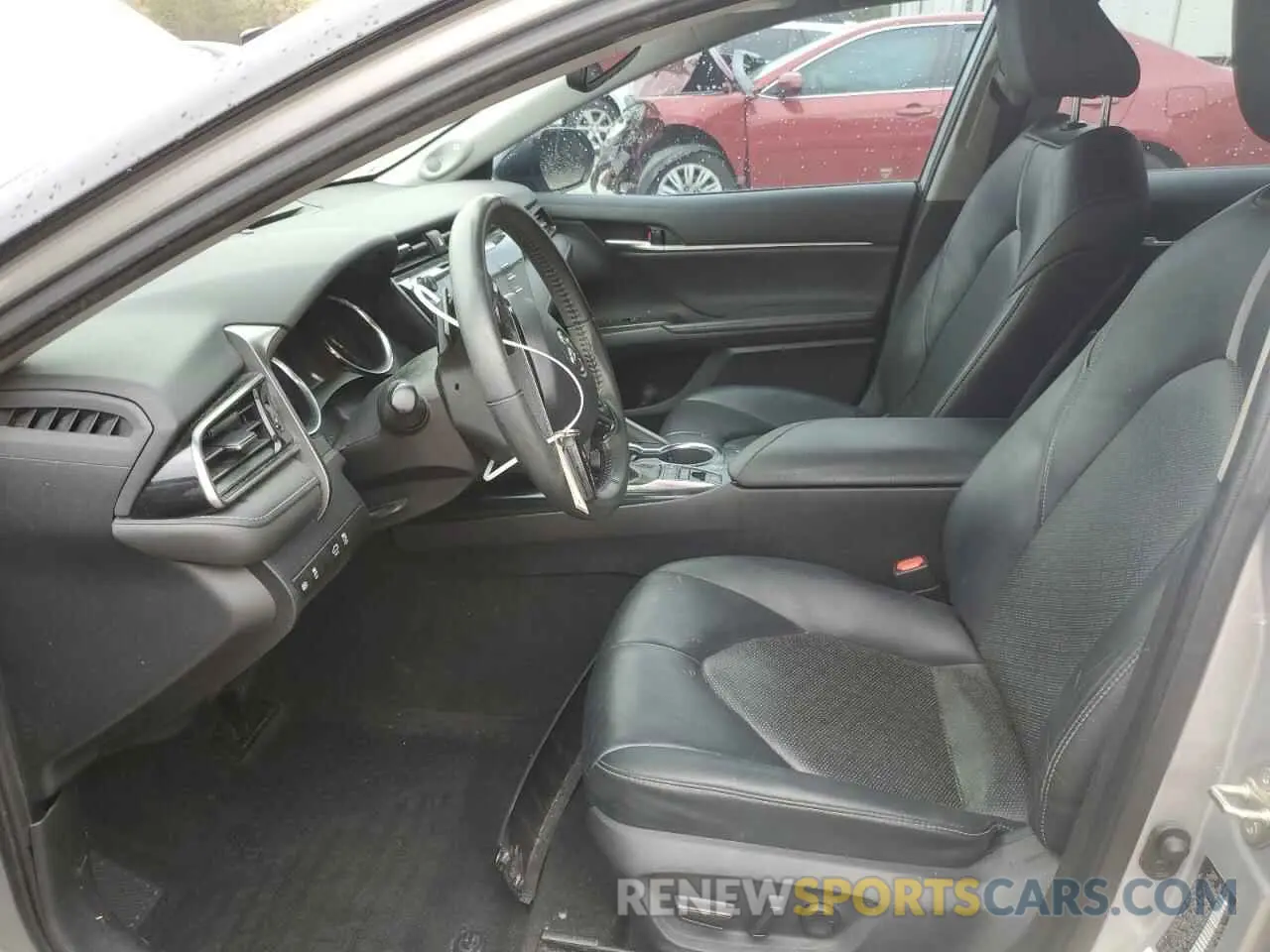 7 Photograph of a damaged car 4T1KZ1AK1LU035594 TOYOTA CAMRY 2020