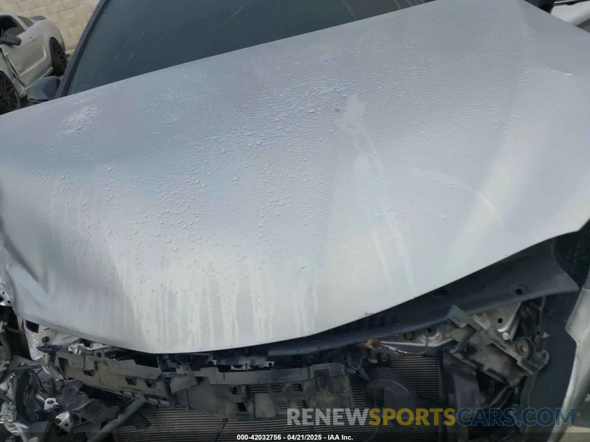 10 Photograph of a damaged car 4T1KZ1AK1LU038866 TOYOTA CAMRY 2020