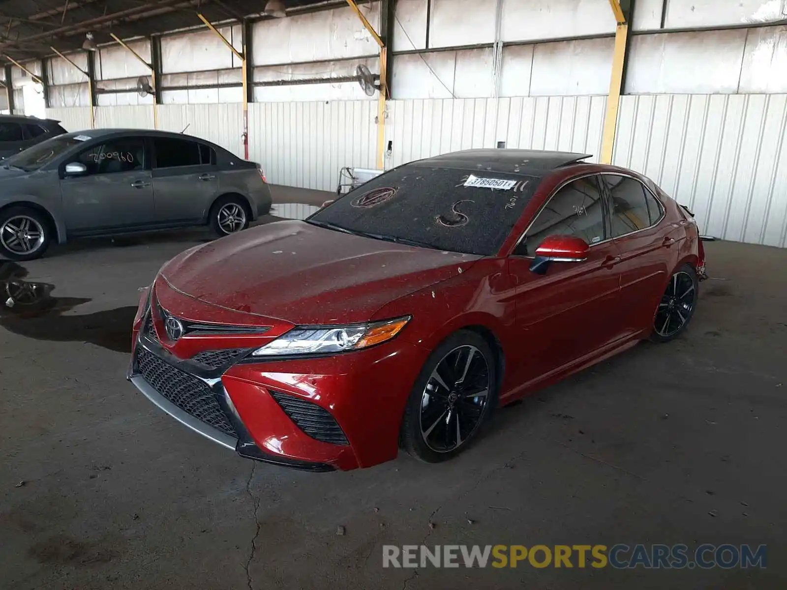 2 Photograph of a damaged car 4T1KZ1AK1LU042934 TOYOTA CAMRY 2020