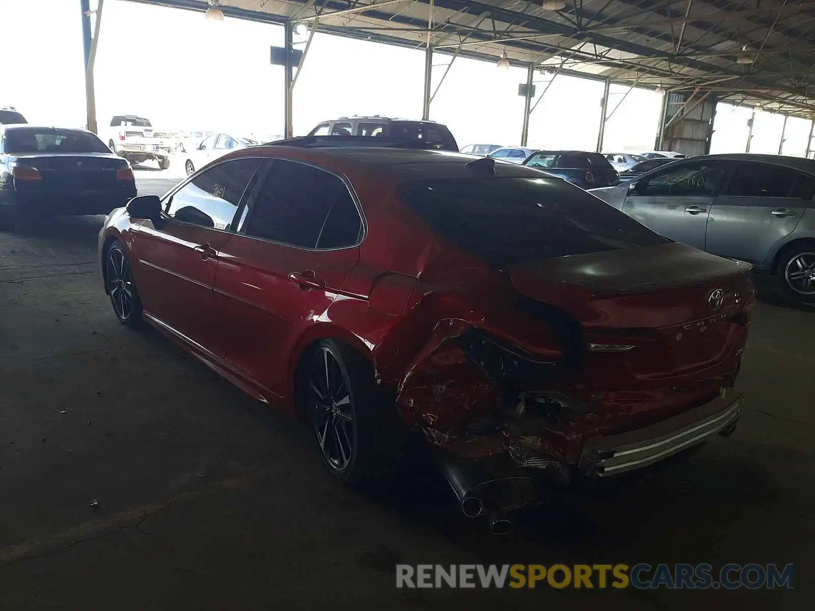 3 Photograph of a damaged car 4T1KZ1AK1LU042934 TOYOTA CAMRY 2020