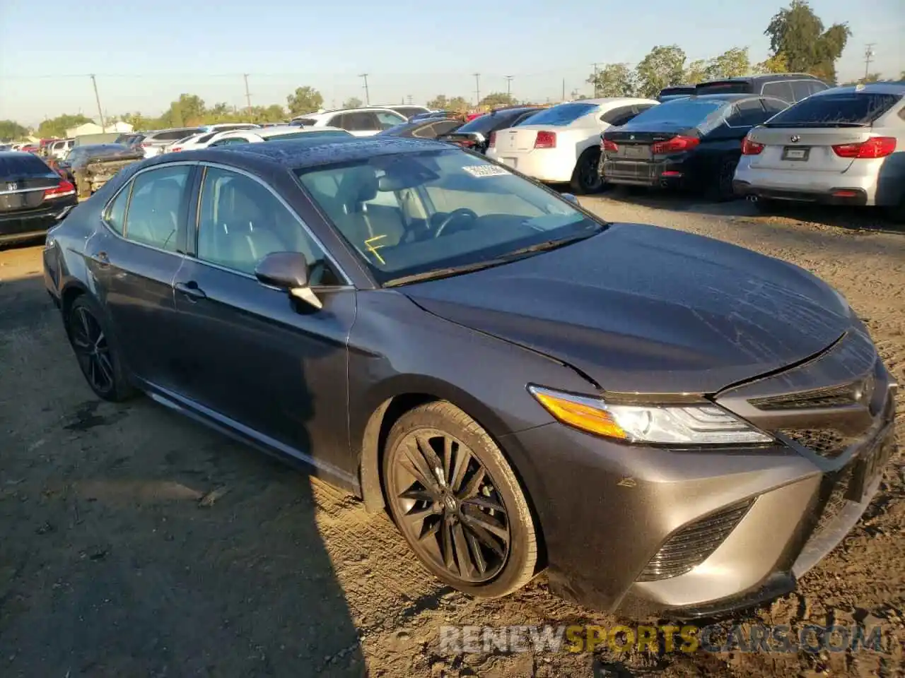 1 Photograph of a damaged car 4T1KZ1AK2LU036916 TOYOTA CAMRY 2020