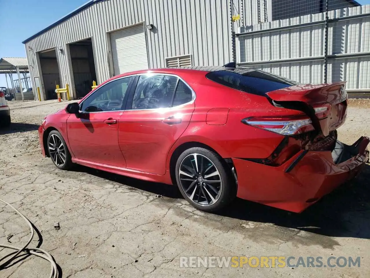 2 Photograph of a damaged car 4T1KZ1AK2LU038469 TOYOTA CAMRY 2020