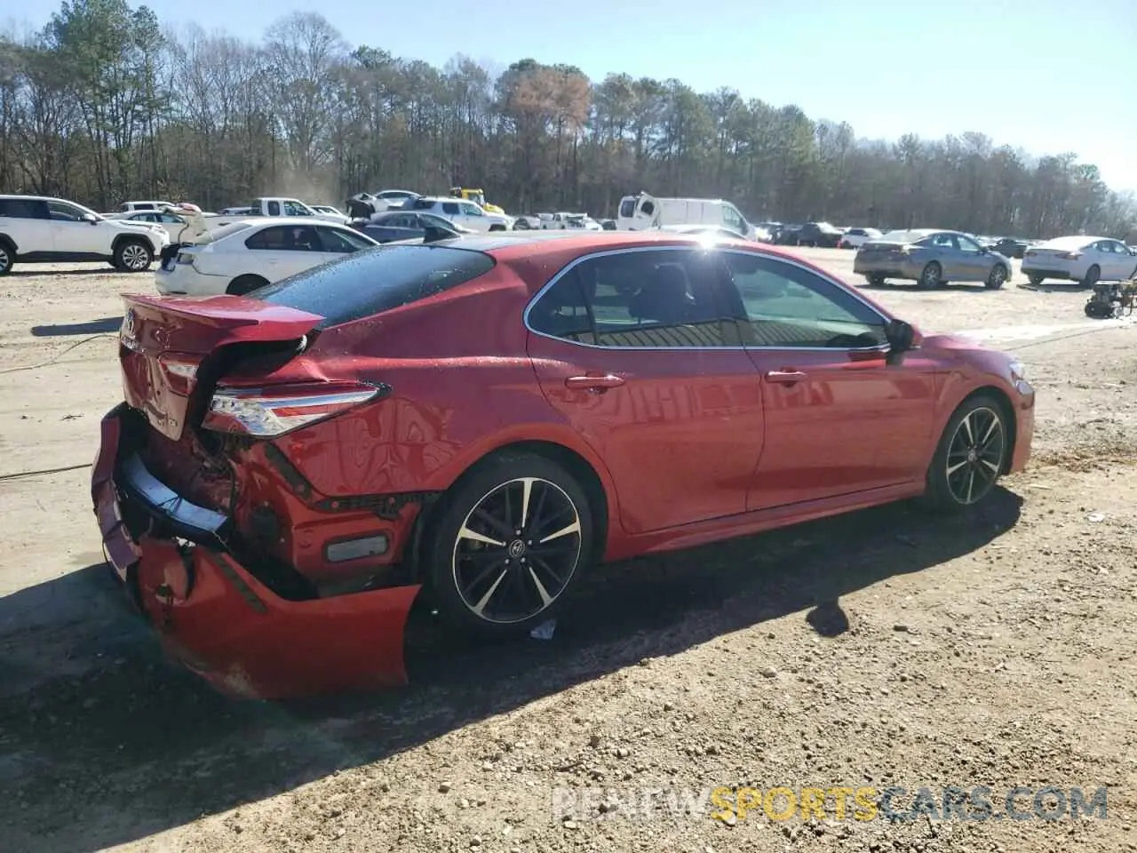 3 Photograph of a damaged car 4T1KZ1AK2LU038469 TOYOTA CAMRY 2020