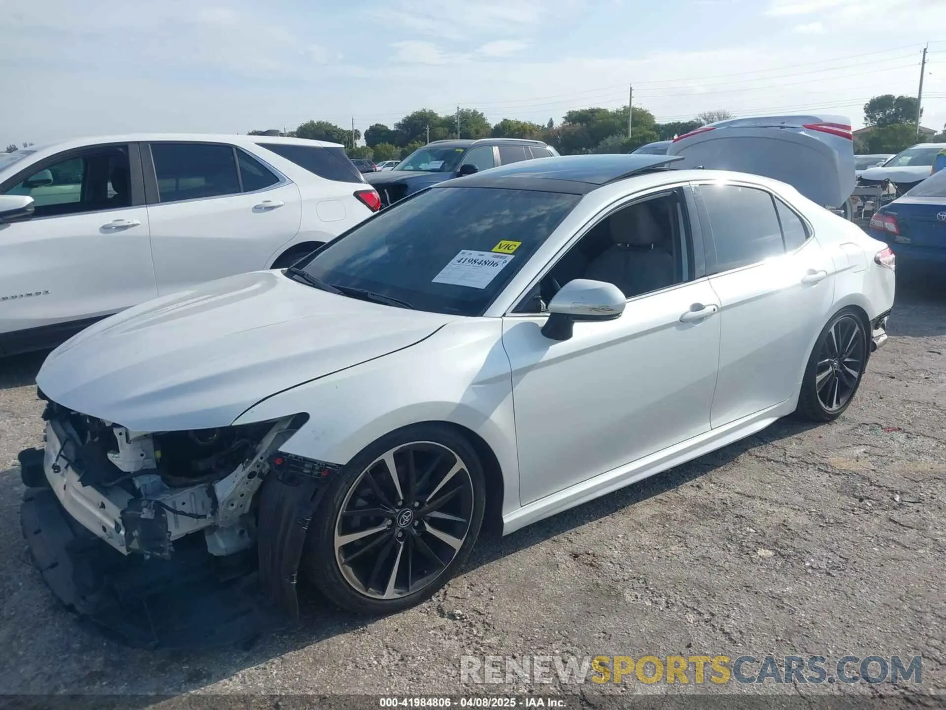 2 Photograph of a damaged car 4T1KZ1AK2LU038763 TOYOTA CAMRY 2020