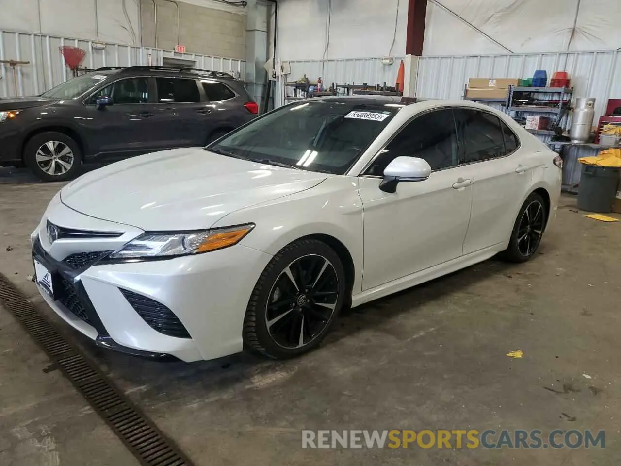 1 Photograph of a damaged car 4T1KZ1AK2LU040660 TOYOTA CAMRY 2020