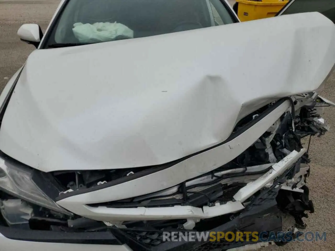 12 Photograph of a damaged car 4T1KZ1AK2LU043784 TOYOTA CAMRY 2020
