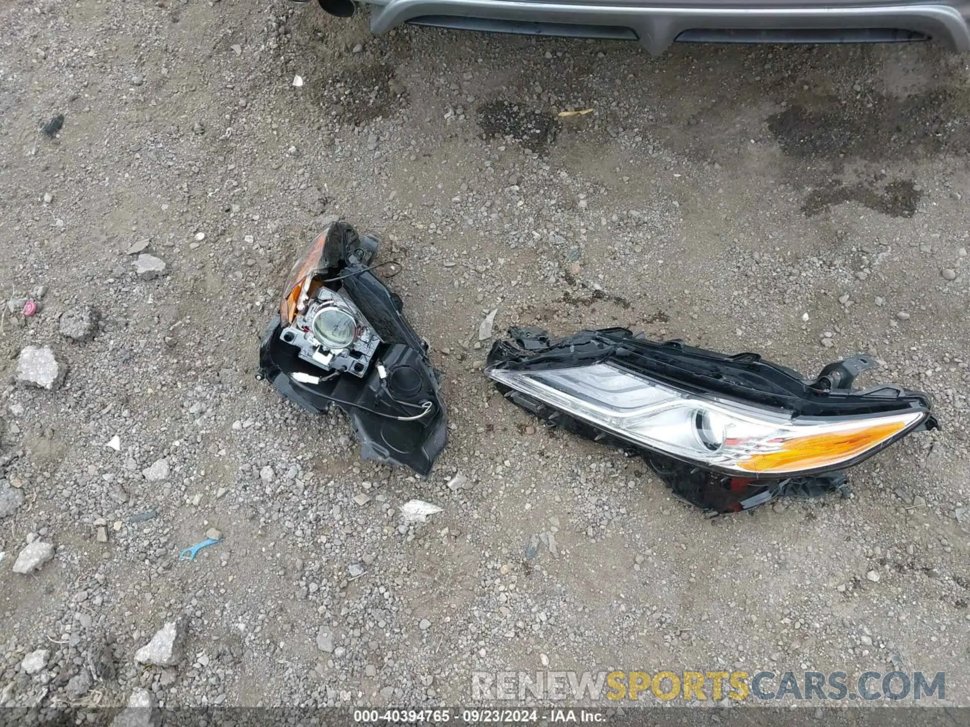 12 Photograph of a damaged car 4T1KZ1AK2LU044577 TOYOTA CAMRY 2020