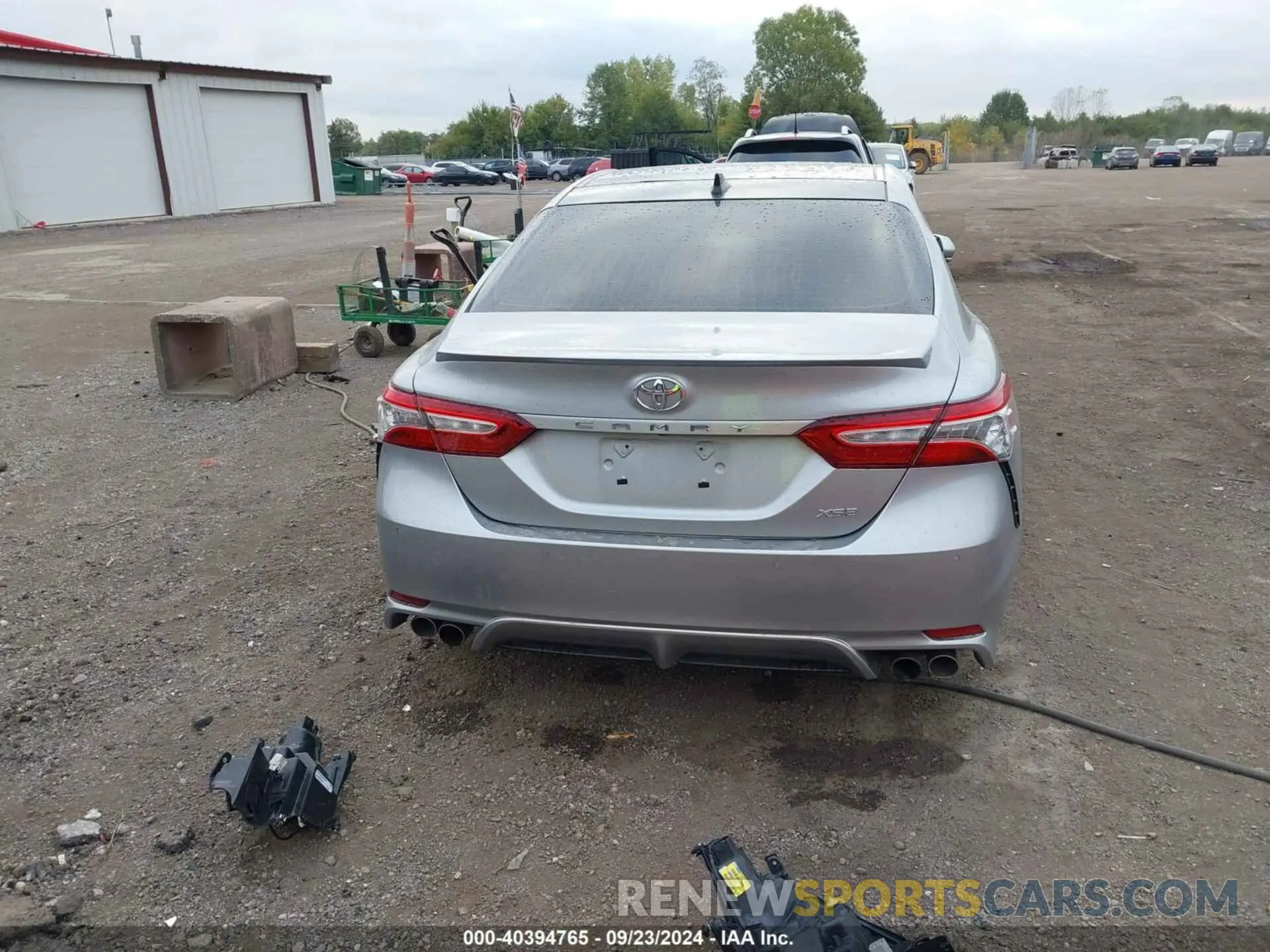 17 Photograph of a damaged car 4T1KZ1AK2LU044577 TOYOTA CAMRY 2020