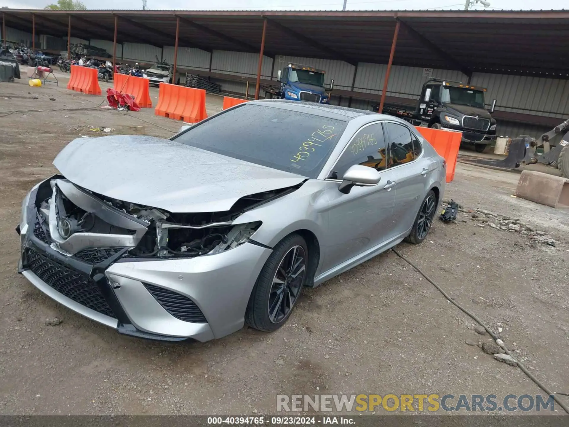 2 Photograph of a damaged car 4T1KZ1AK2LU044577 TOYOTA CAMRY 2020