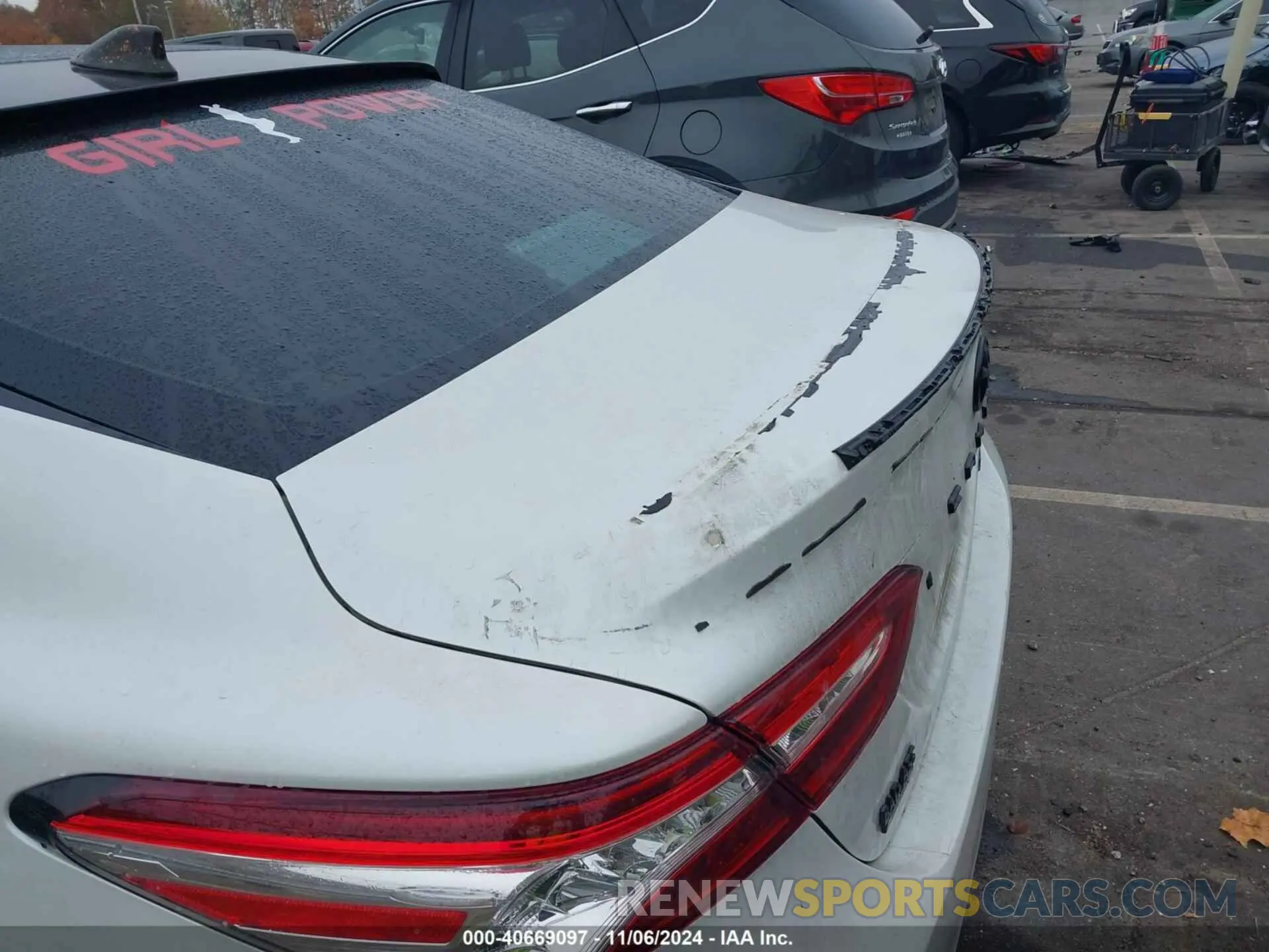 21 Photograph of a damaged car 4T1KZ1AK2LU045194 TOYOTA CAMRY 2020