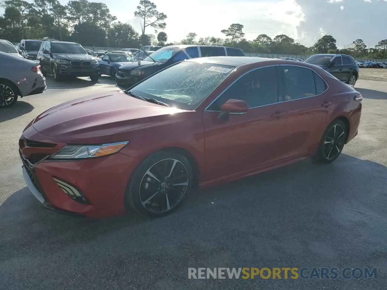 1 Photograph of a damaged car 4T1KZ1AK2LU045406 TOYOTA CAMRY 2020
