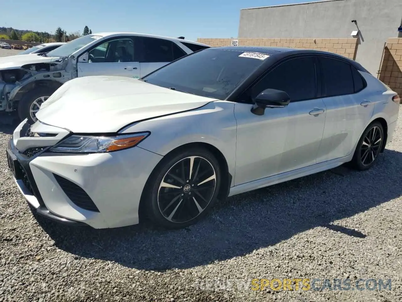 1 Photograph of a damaged car 4T1KZ1AK3LU043387 TOYOTA CAMRY 2020