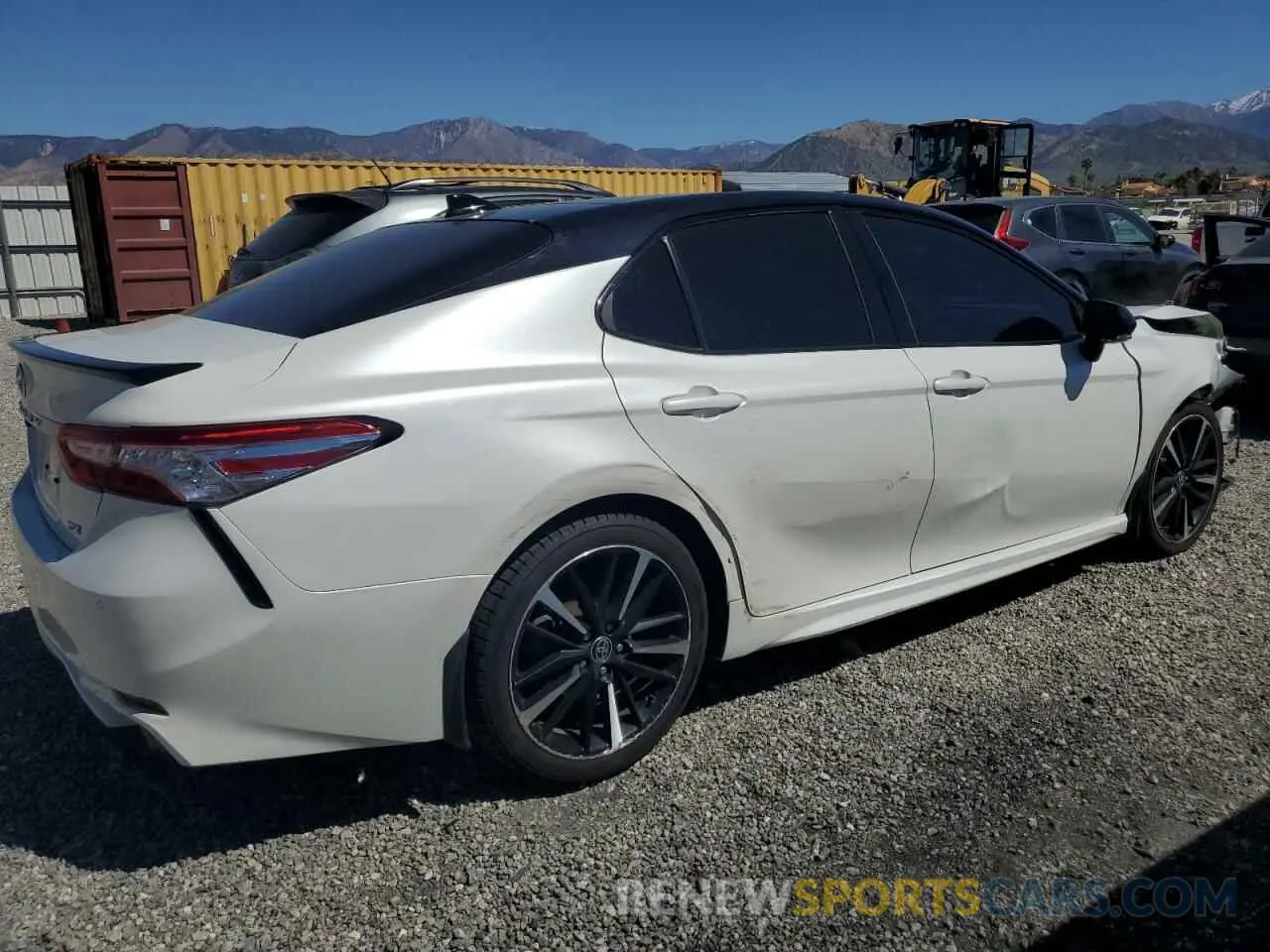 3 Photograph of a damaged car 4T1KZ1AK3LU043387 TOYOTA CAMRY 2020