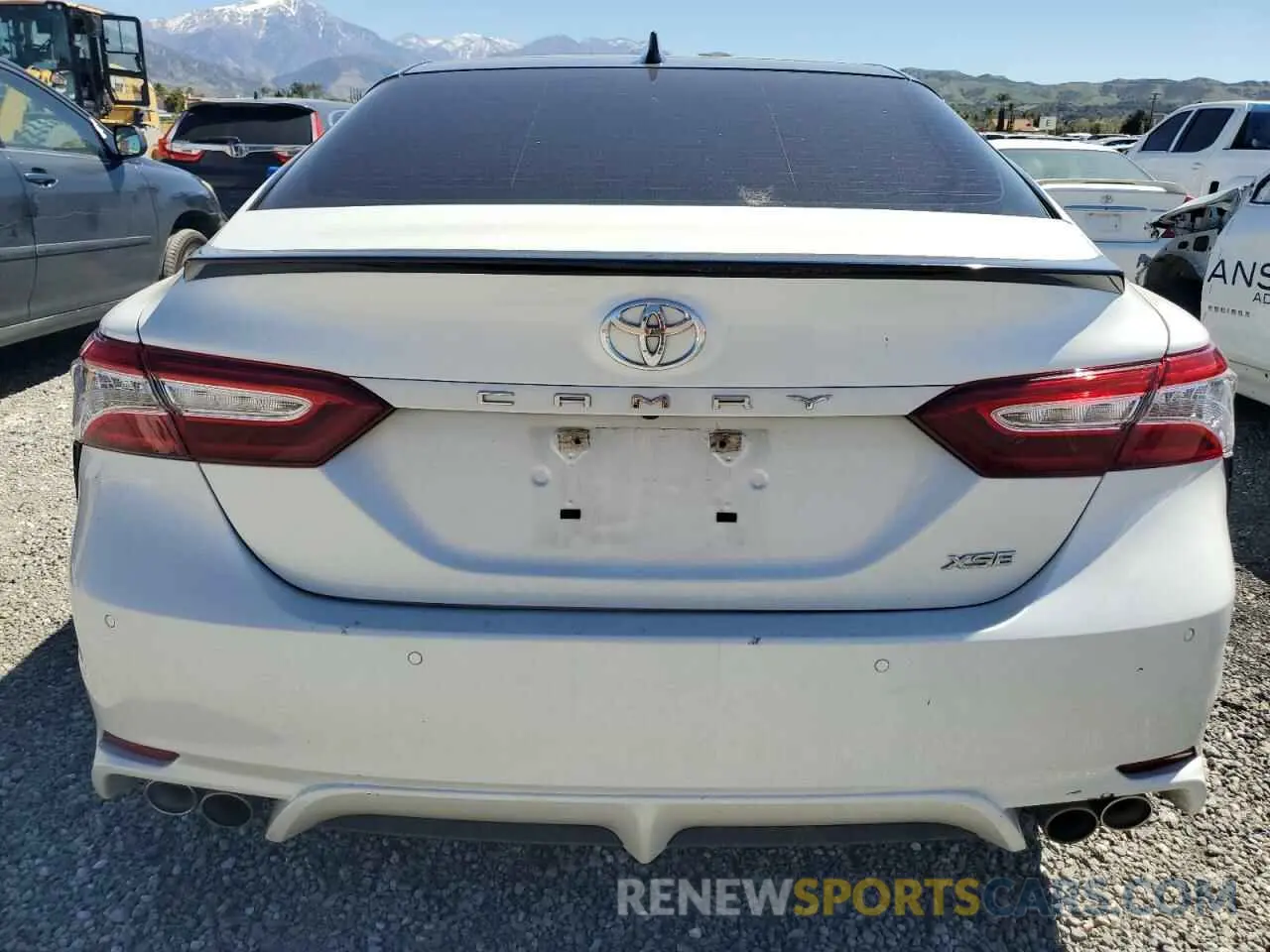 6 Photograph of a damaged car 4T1KZ1AK3LU043387 TOYOTA CAMRY 2020
