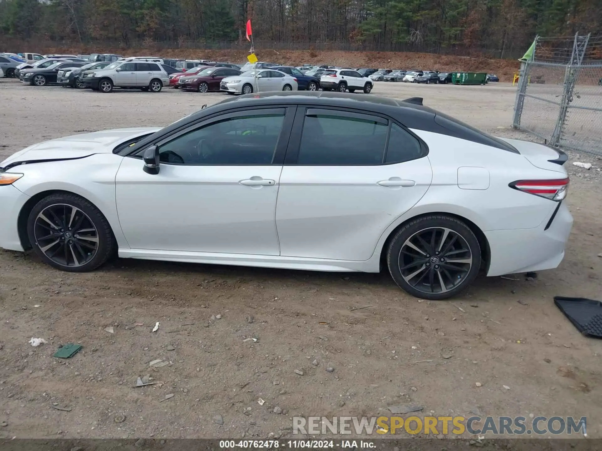 14 Photograph of a damaged car 4T1KZ1AK4LU039168 TOYOTA CAMRY 2020