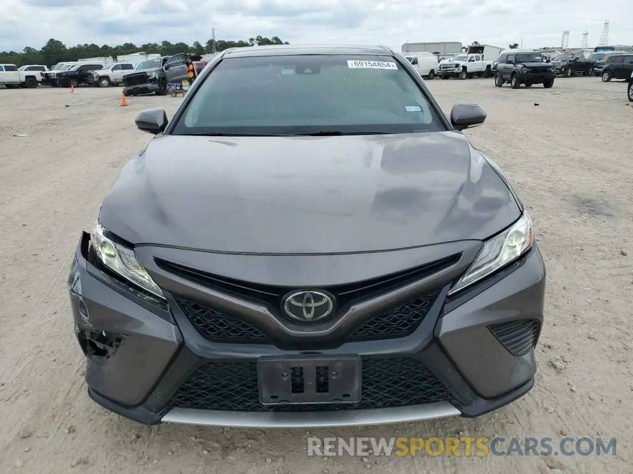 5 Photograph of a damaged car 4T1KZ1AK4LU041681 TOYOTA CAMRY 2020