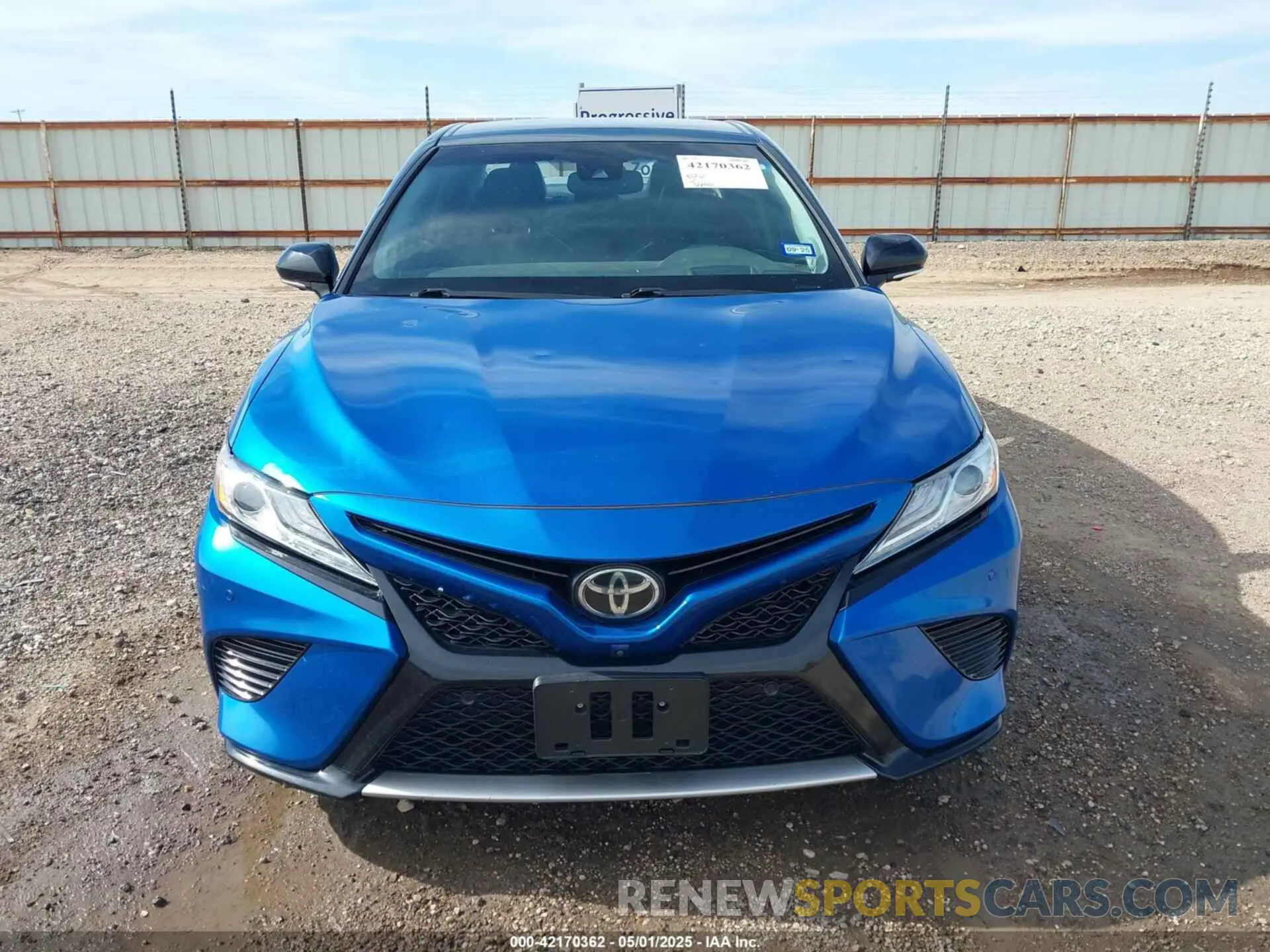 12 Photograph of a damaged car 4T1KZ1AK4LU045763 TOYOTA CAMRY 2020