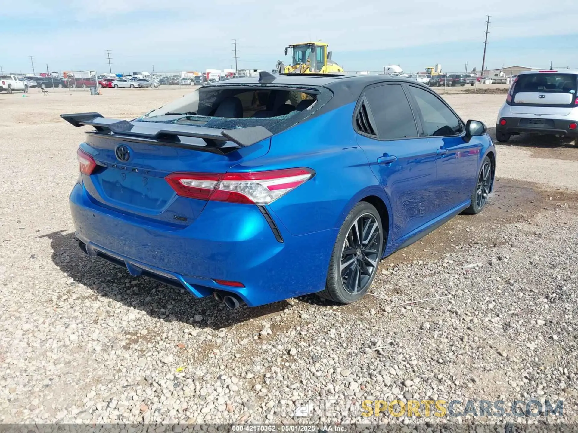 4 Photograph of a damaged car 4T1KZ1AK4LU045763 TOYOTA CAMRY 2020