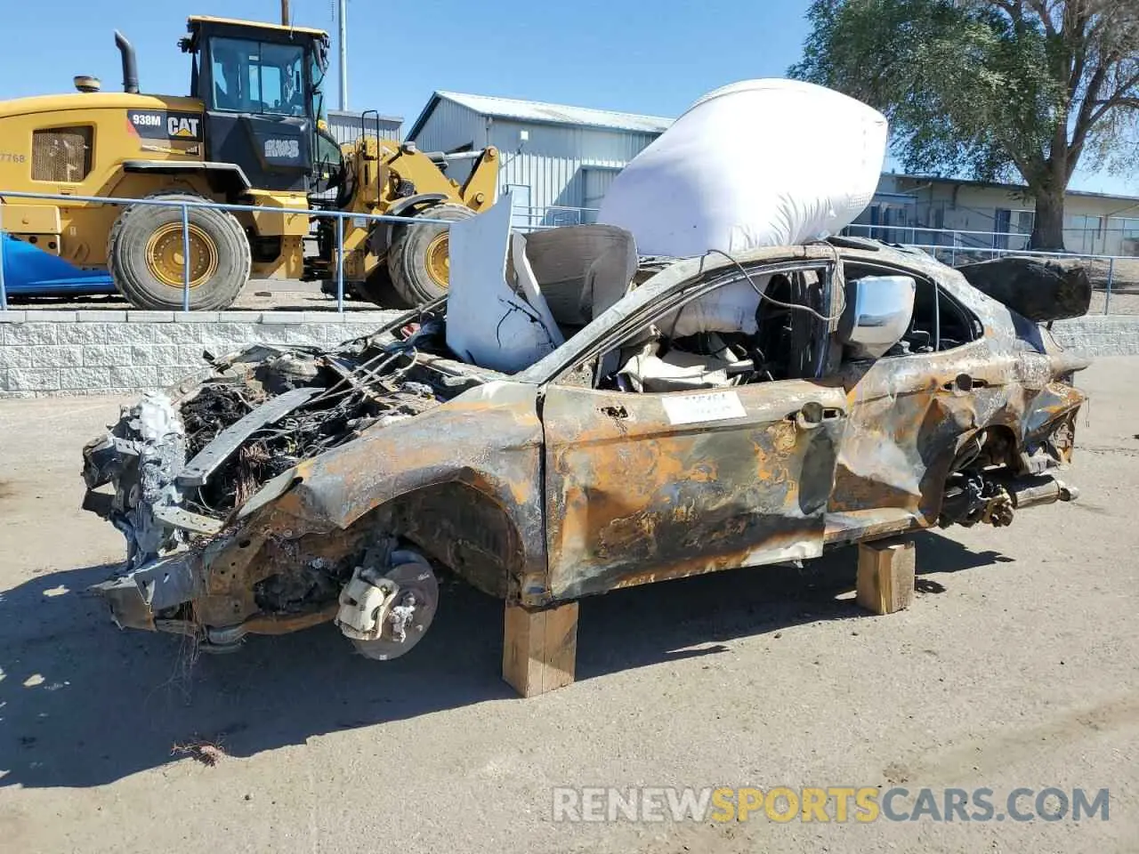 1 Photograph of a damaged car 4T1KZ1AK6LU035462 TOYOTA CAMRY 2020