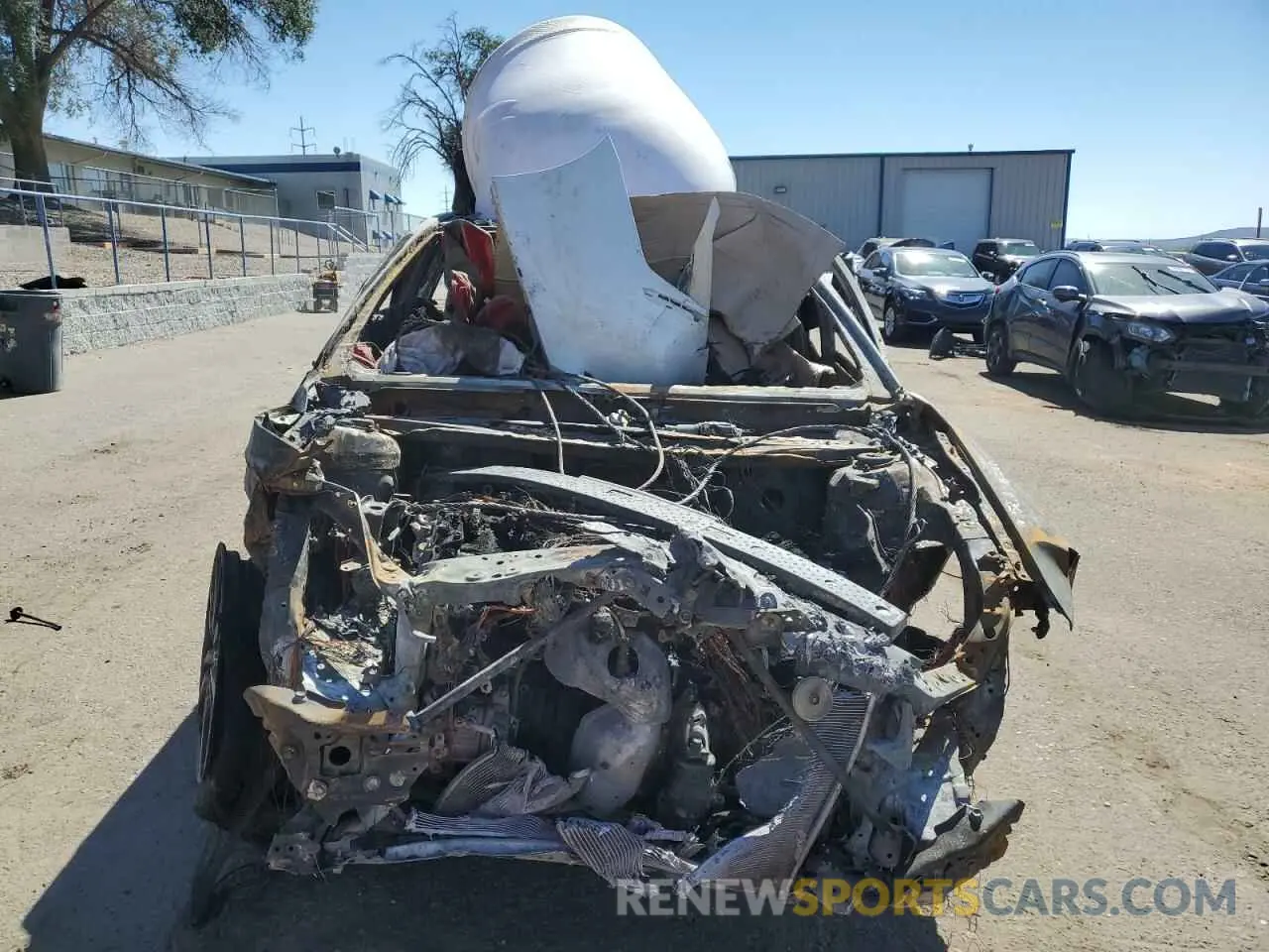 5 Photograph of a damaged car 4T1KZ1AK6LU035462 TOYOTA CAMRY 2020