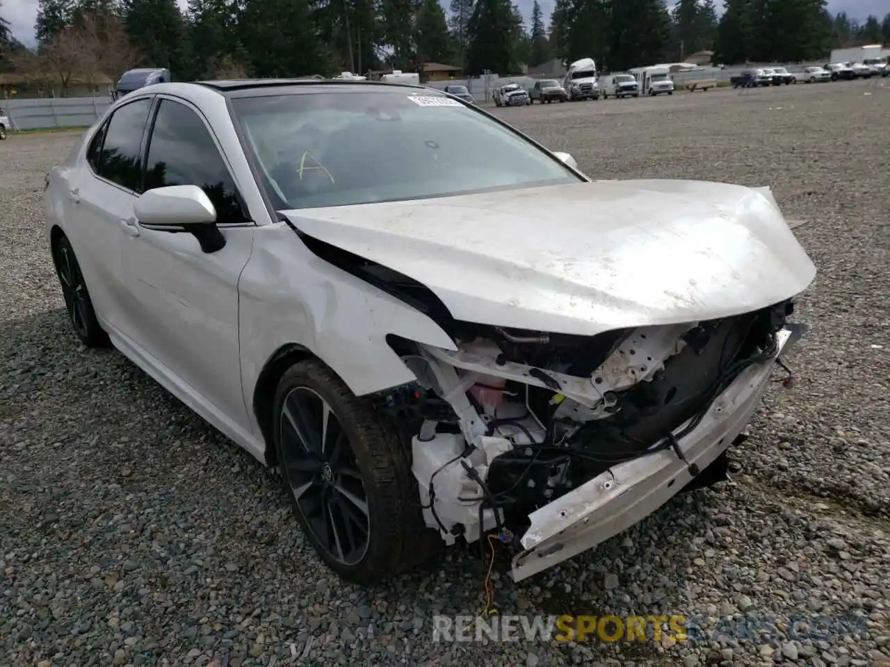 1 Photograph of a damaged car 4T1KZ1AK6LU042749 TOYOTA CAMRY 2020